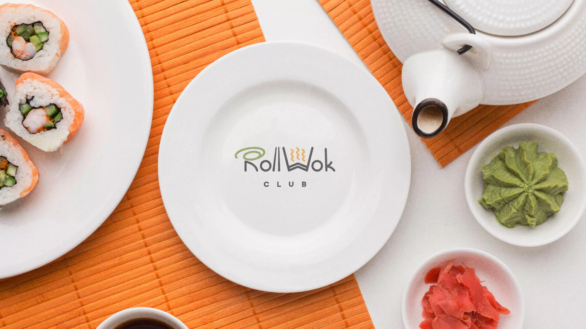 Разработка логотипа и фирменного стиля в Фурманове для суши-бара «Roll Wok Club» Разработка логотипа и фирменного стиля в Фурманове для суши-бара «Roll Wok Club»